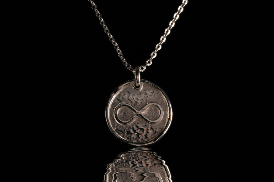 gallery-item